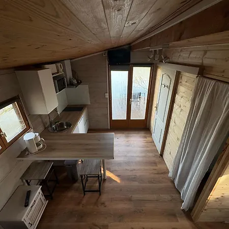 Chalet Dans Les Arbres A La Ferme *