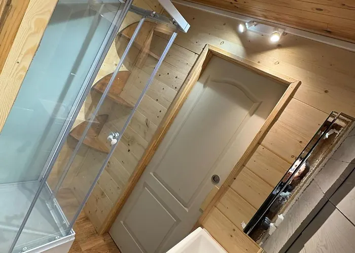 Dans Les Arbres A La Ferme Pouylebon